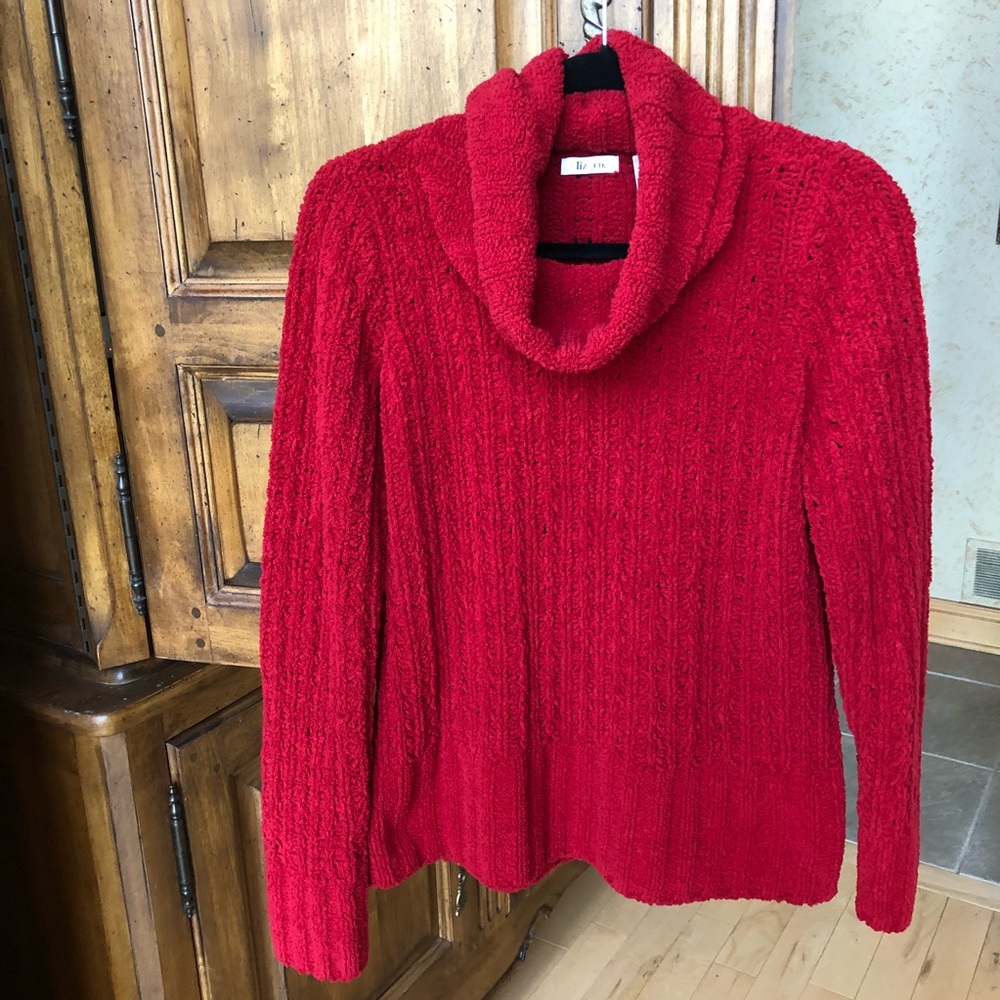 Red Liz Claiborne Liz & Co turtleneck sweater